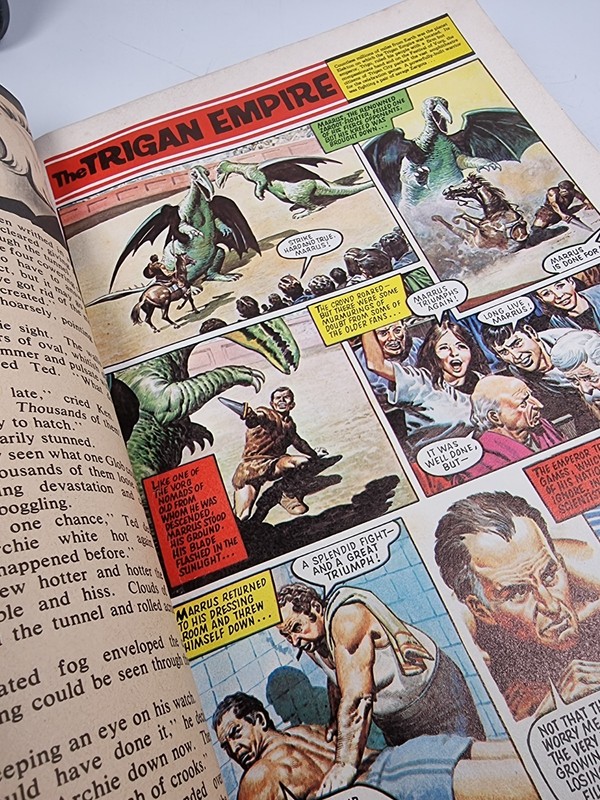 Vulcan Annual 1977 Vintage Price Unclipped Fleetway Paperback gallery