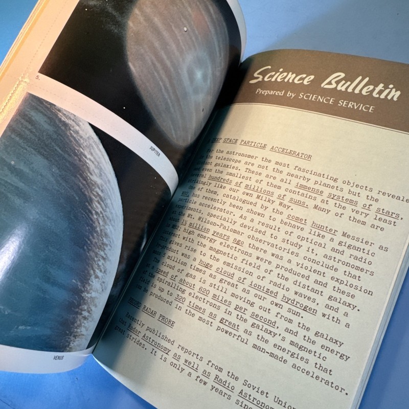Planets ~ Willy Ley 1964 Sticker booklet UNUSED Doubleday Softcover gallery