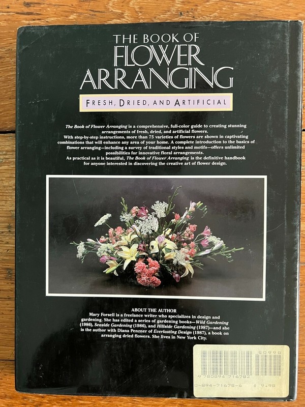 The Book of Flower Arranging: Fresh, Dried, and Artificial Pre Owned (B42) gallery