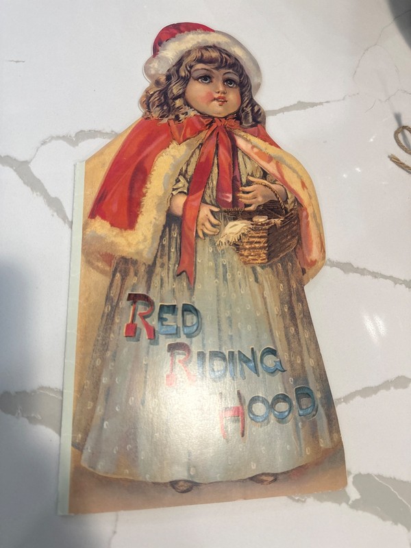Little Red Riding Hood. Illustrated Shape Book Fasimilie 1989 Merrimack