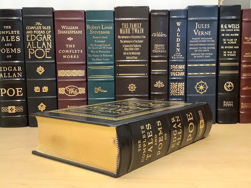 The Complete Tales and Poems of Edgar Allan Poe - leather gallery
