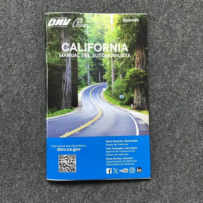 SPANISH Edition CALIFORNIA DMV DRIVER’S HANDBOOK, SPANISH LANGUAGE 50+ pages
