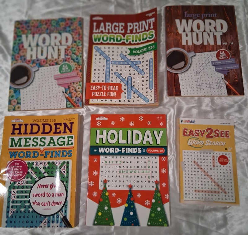 Lot of 6 puzzle word find search hunt paperback books (#23)