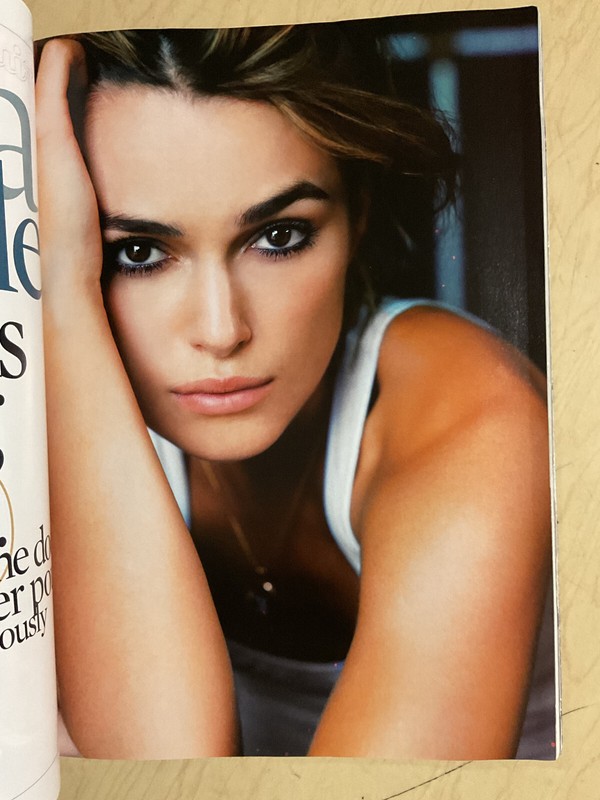october 2005 ESQUIRE Keira Knightley sexy cover Photo issue + Kelli Garner gallery