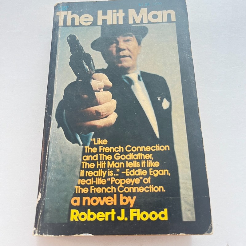 The Hit Man by Robert J. Flood (1972) Manor Books Mass Market Paperback