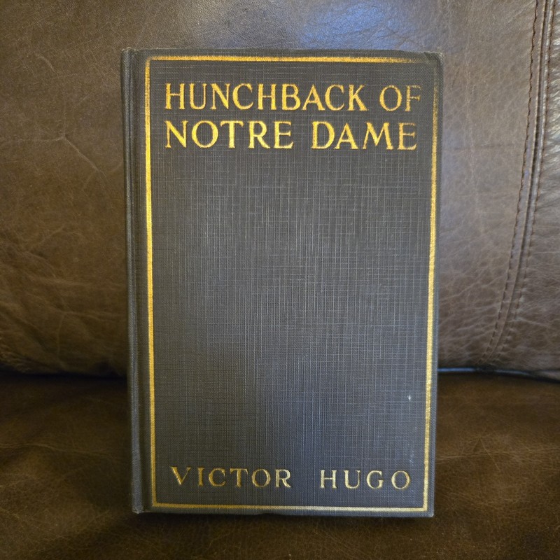 The Hunchback of Notre Dame – 1923 Photoplay Edition with Lon Chaney (No cover)