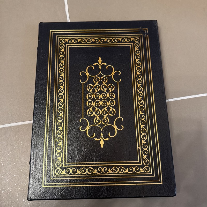 SHE STOOPS to CONQUER , Easton Press Leather Bound, Gold Gilt, 1978 Good