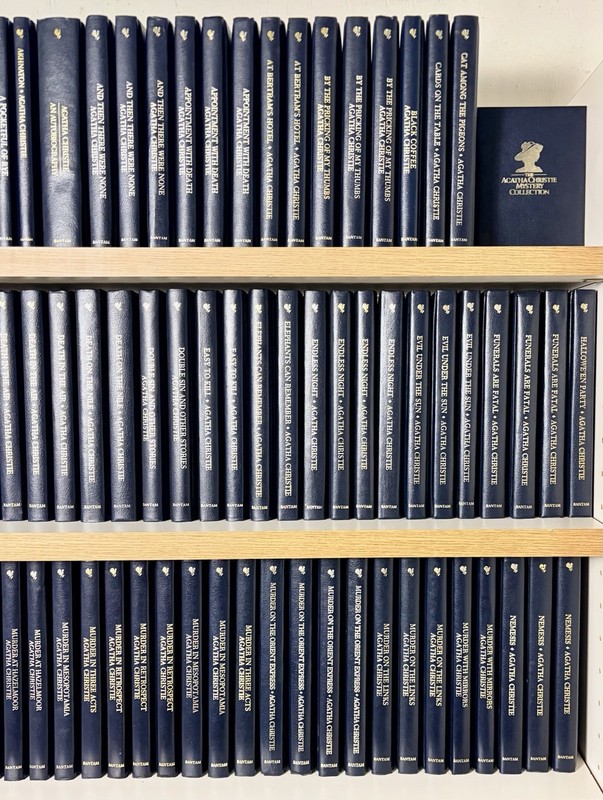 Vintage Agatha Christie Bantam Leatherette Mysteries Most Like New VG+ 73 Titles gallery