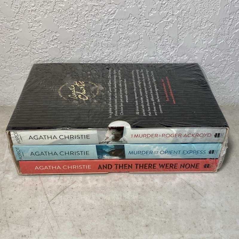World's Favourite Agatha Christie Book Boxset 3 Volume Paperback Collection NEW! gallery