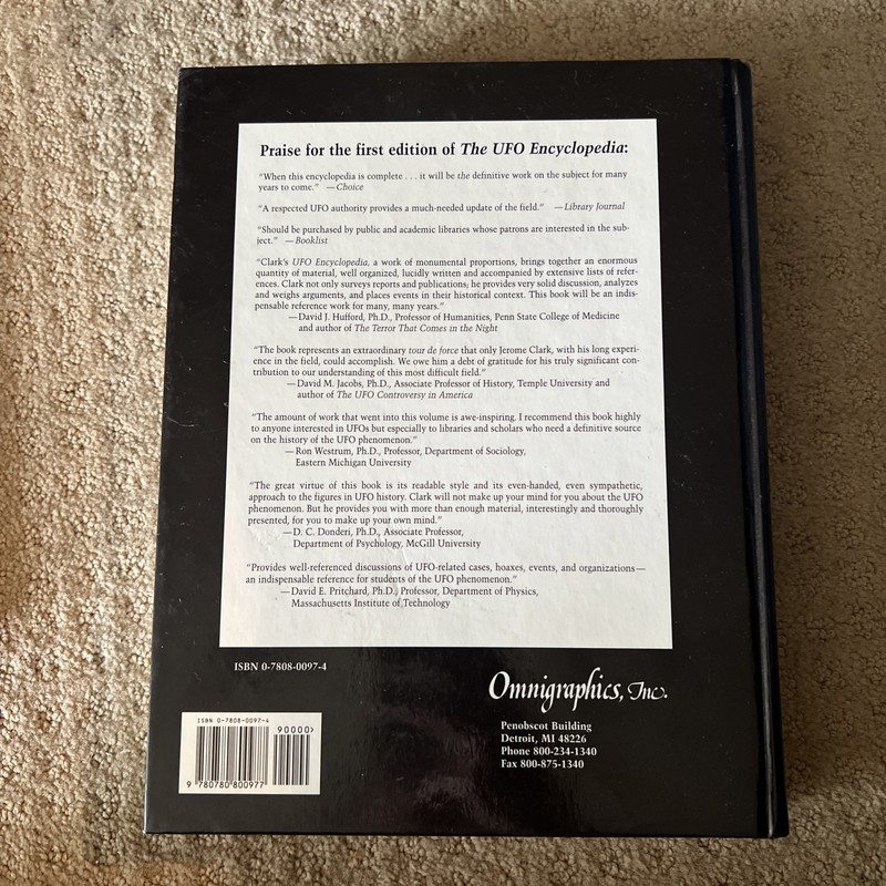 The UFO Encyclopedia : The Phenomenon from the Beginning (Volume 2 Only) HB gallery