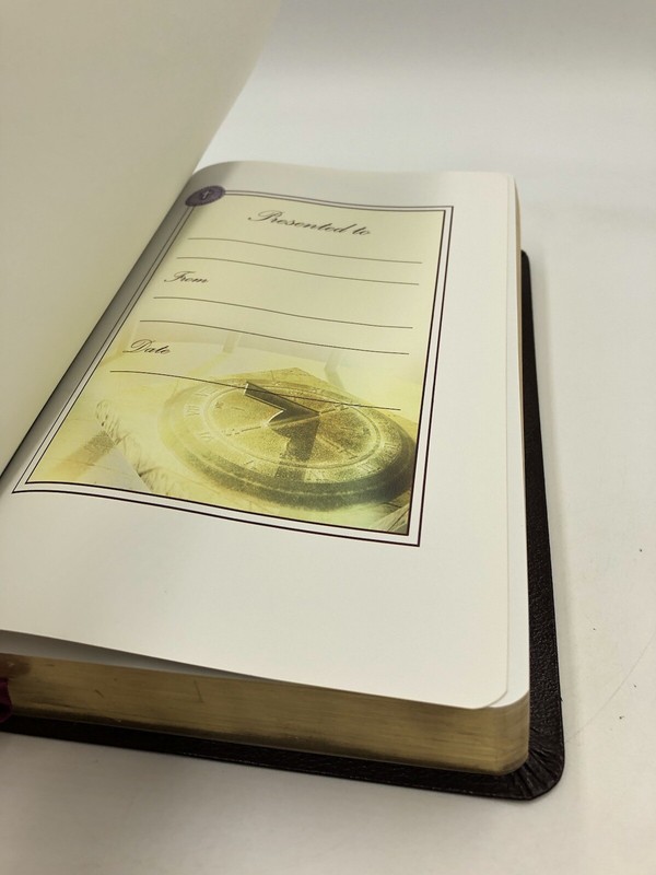 Sonrise Daily Devotional Bible~Thomas Nelson 2004 Bonded Leather ~ Burgundy gallery