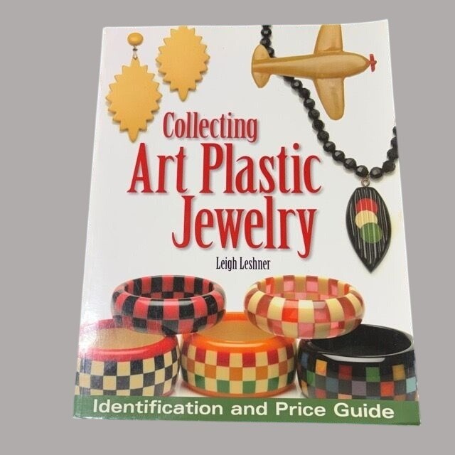 Collecting Art Plastic Jewelry Identification Price Guide Book Leigh Leshner