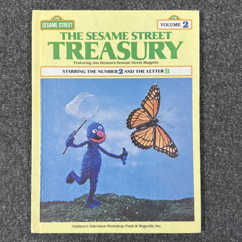 Vintage 1983 The Sesame Street Treasury Complete Set Volumes 1 to 15 Very Good+ gallery