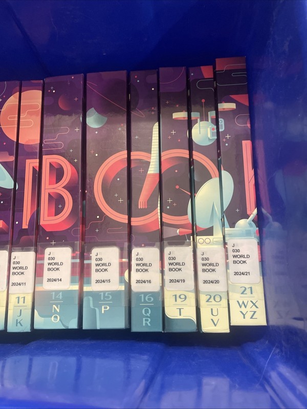 2024 WORLD BOOK ENCYCLOPEDIA Choose Replacement INDUVIDUAL Volumes - 9 Total gallery