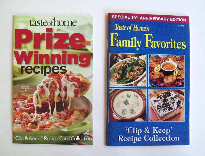 10 Taste of Home Cookbooks Recipe Cards Booklets 2008 w/10th Anniversary Edition gallery