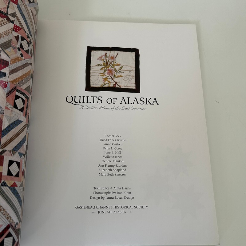 Lot of 4 Quilt Books Quilts of Western and Pacific US Utah Alaska WA HI History gallery