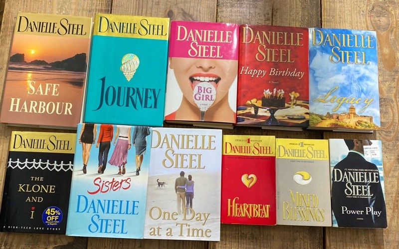 Lot of 10 Danielle Steel Romance Popular Series Hardcover HC/DJ Books