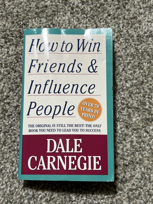 How to Win Friends and Influence People by Dale Carnegie (2010, Mass Market)