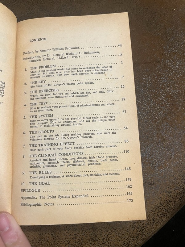 Aerobics by Kenneth H. Cooper Bantam Books gallery