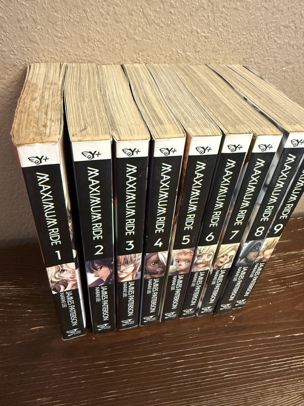 MAXIMUM RIDE THE MANGA Graphic Novels by JAMES PATTERSON Set 1-9 Books gallery