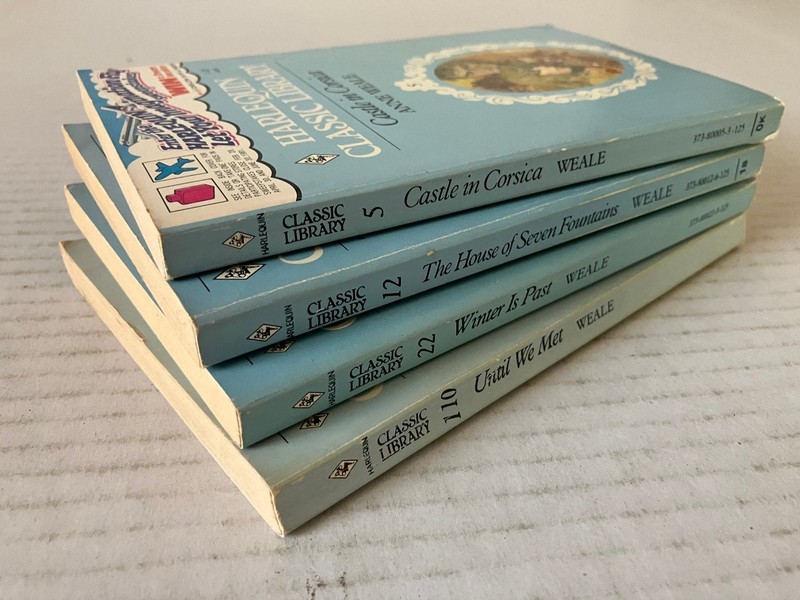 Harlequin Classic Library Anne Weale Lot 4 Books Romance Vintage 1980s Paperback gallery
