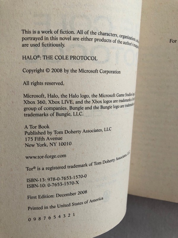 Halo Book Lot: The Cole Protocol/Contract Harvest gallery