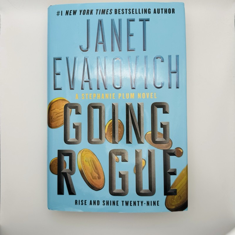 Stephanie Plum Ser.: Going Rogue : Rise and Shine Twenty-Nine by Janet Evanovich