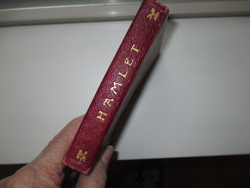 Shakespeares Tragedy of Hamlet 1906 Pocket Book 215 Pages 4 x5 inches