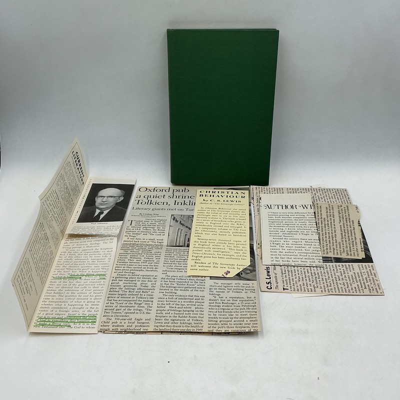 THE MACMILLAN COMPANY CHRISTIAN BEHAVIOUR C. S. LEWIS 1943 HARDCOVER GREEN