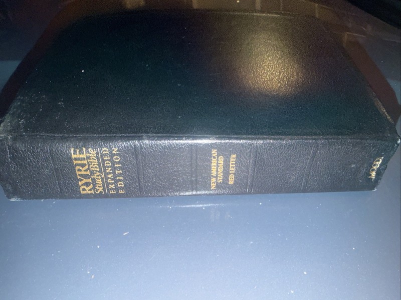 1994 Ryrie NRS Expanded Edition Study Bible Red Letter Moody Black Leather