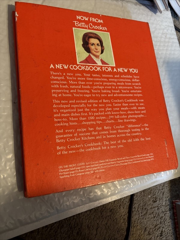 VTG Betty Crocker's Cookbook New & Revised Edition Spiral Bound 1978 gallery
