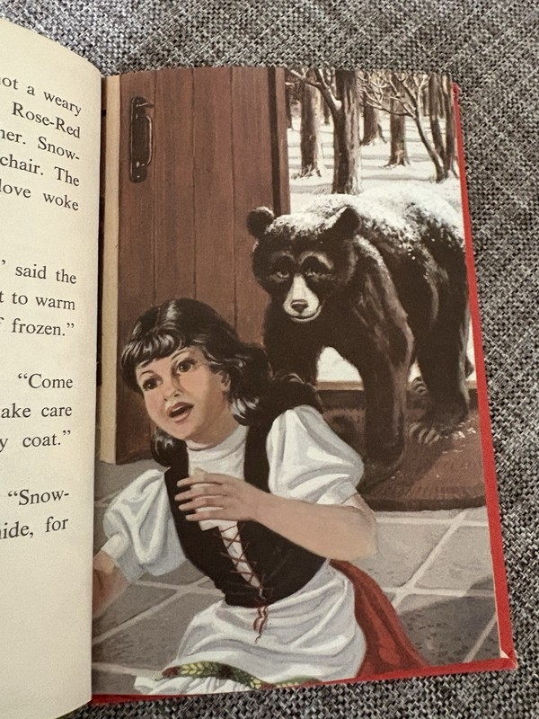 Snow-White and Rose-Red 1969 Kid book fairytales gallery