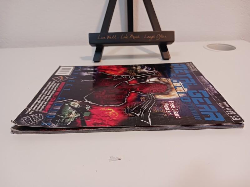 Metal Gear Solid Strategy Guide Versus Books Perfect Guide PS1 1998 NO POSTER gallery