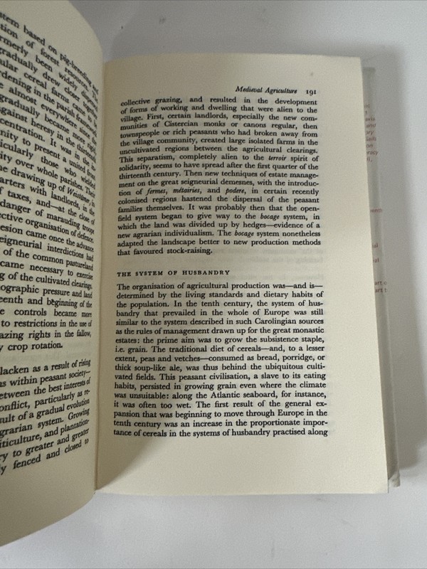 The Middle Ages Editor Carlo M. Cipolla 1976 gallery