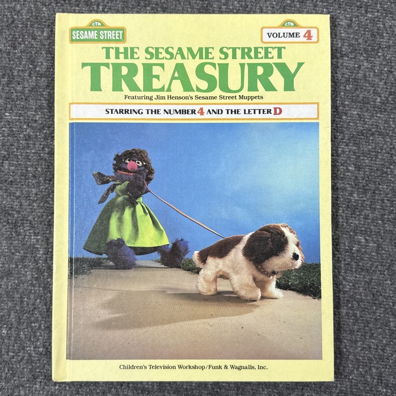 Vintage 1983 The Sesame Street Treasury Complete Set Volumes 1 to 15 Very Good+ gallery