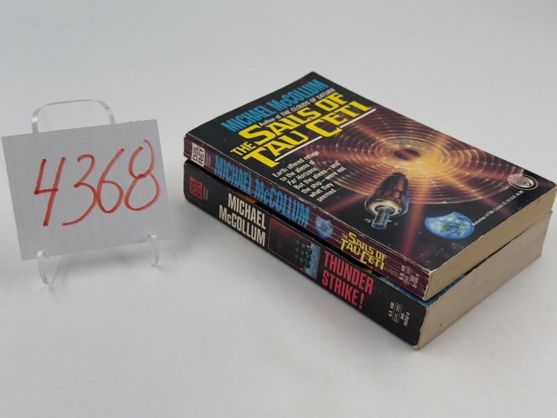 Michael McCollum Del Rey Sci-Fi PB Lot: The Sails of Tau Ceti; Thunder Strike!