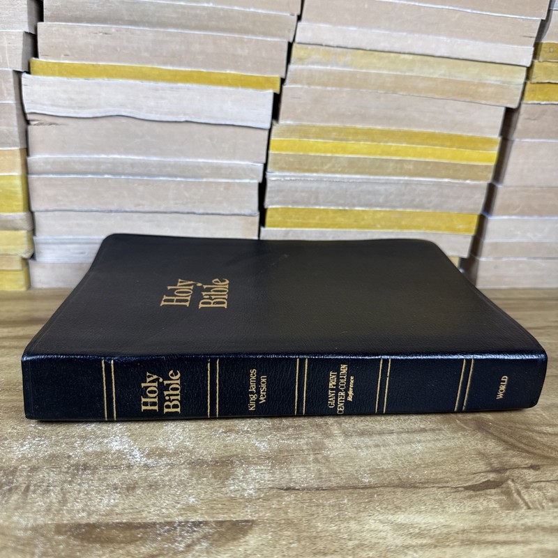 Holy Bible Black Genuine Leather KJV Giant Print Center Column SMOKE SMELL