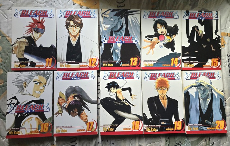 Lot of 42 Bleach Manga Tite Kubo English Vol 1-42 Paperback *READ DESC* gallery