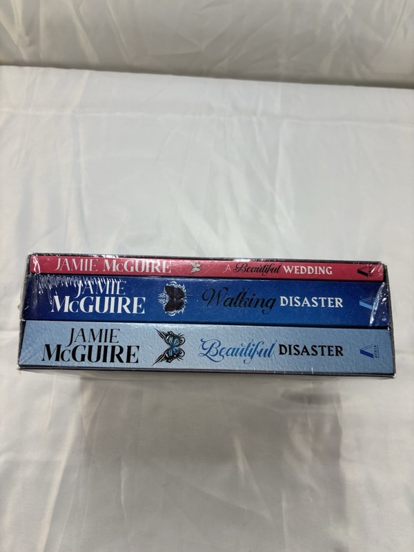 Factory Sealed “Beautiful Series” By Author Jamie McGuire 3 Book Boxed Set New gallery