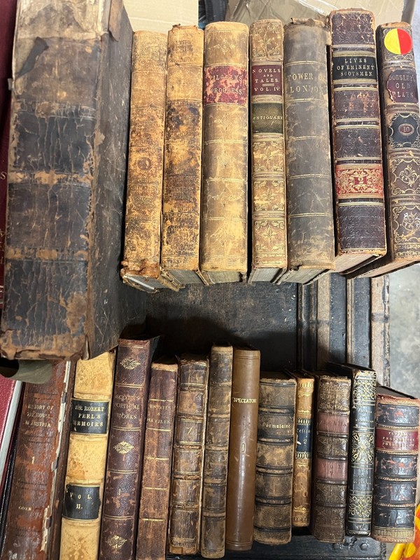20x ANTIQUE LEATHER BOOKS FROM 1754 MOST 19TH CENTURY FAB BUNDLE DECOR PROPS