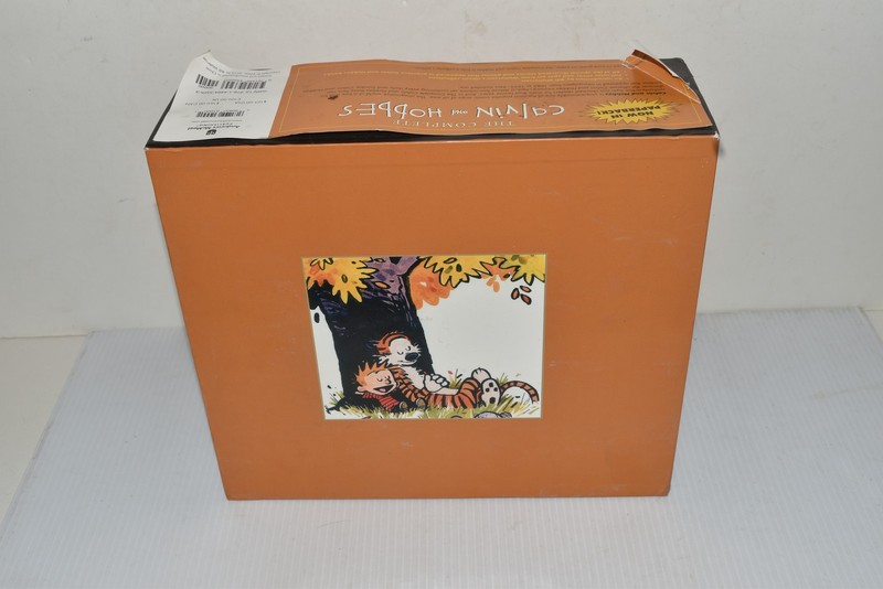 Complete Collector’s Edition Calvin and Hobbes Paperback 4 Book Box SET(BGH48)