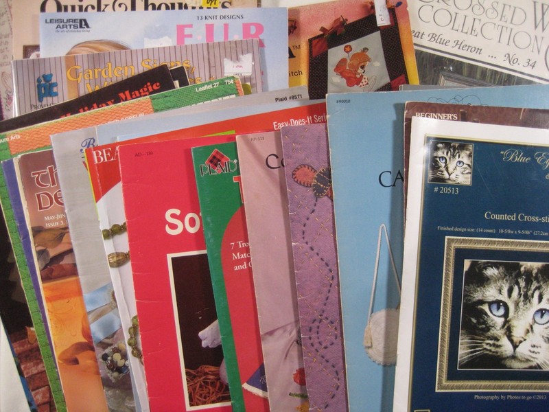 Lot 35 books patterns Cross-Stich Embroidery Painting Needlepoint arts & Craft
