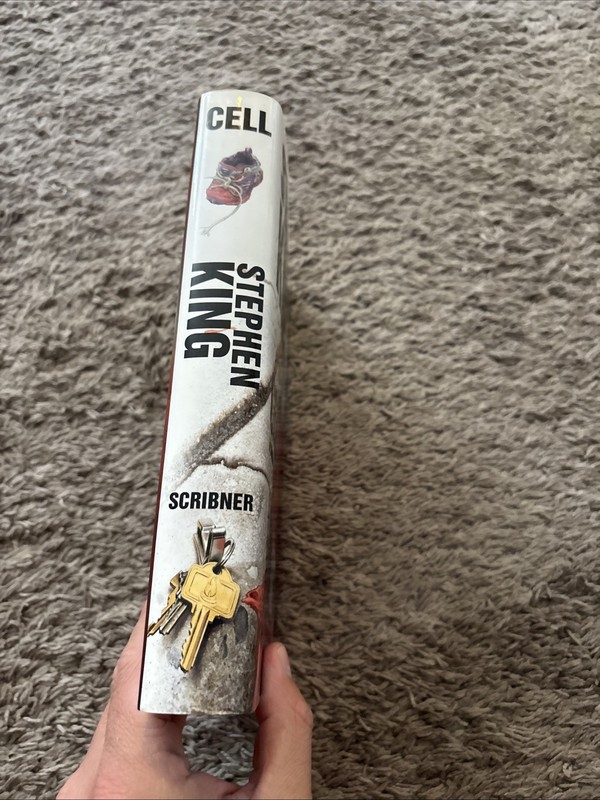 Stephen King Cell First Edition Hardcover Dust Jacket Scribner 2006 gallery