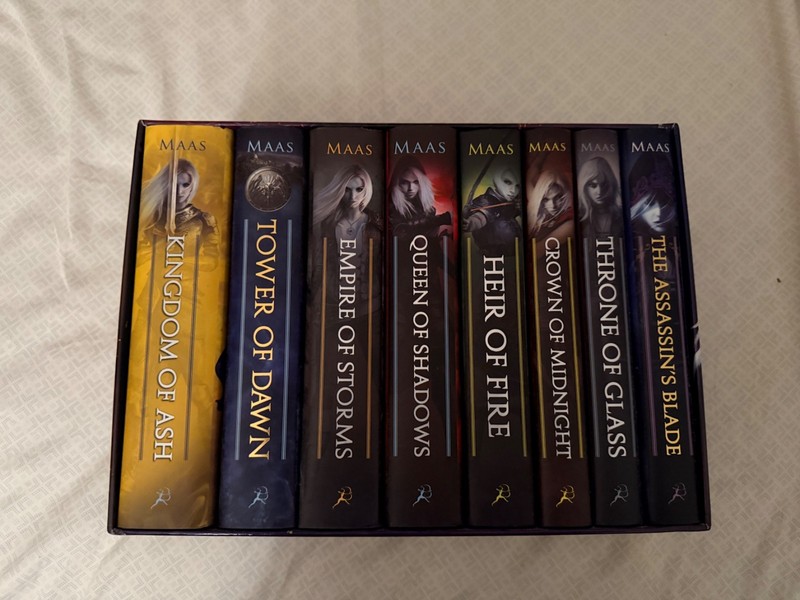 Throne of Glass Box Set Hardcover