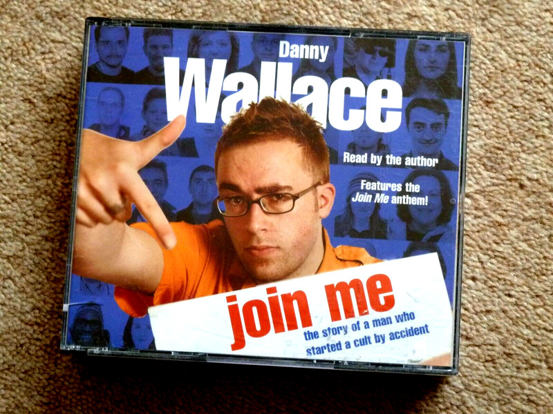 DANNY WALLACE – JOIN ME – AUDIO BOOKS – TALKING BOOKS ( 5 CDS )
