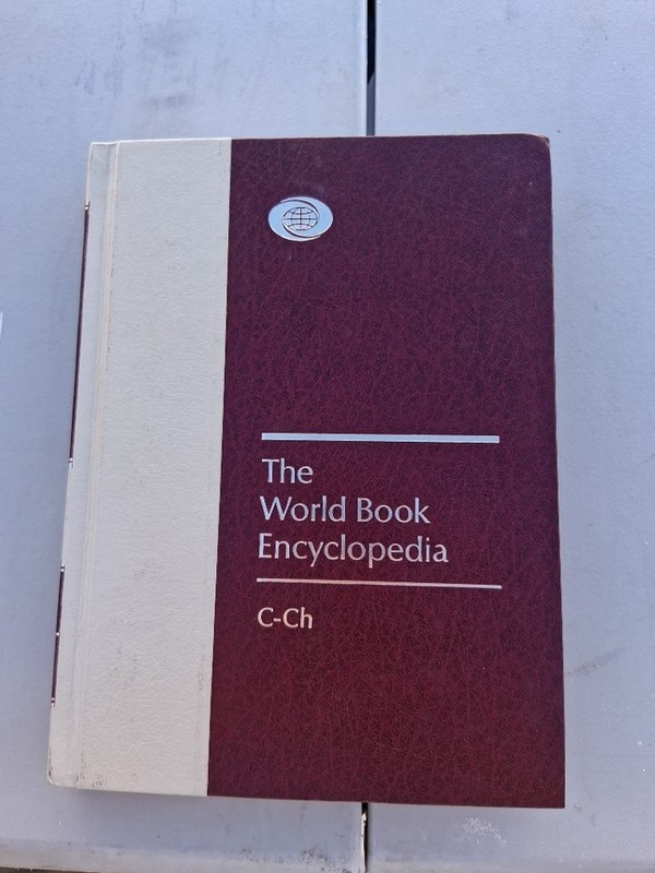 World Book Encyclopedia 1985 Multiple Volumes Available, PRICED PER VOLUME gallery