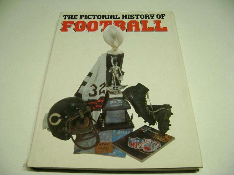 Huge 1987 Hardcover Book THE PICTORIAL HISTORY OF FOOTBALL,420 Pages Many Photos