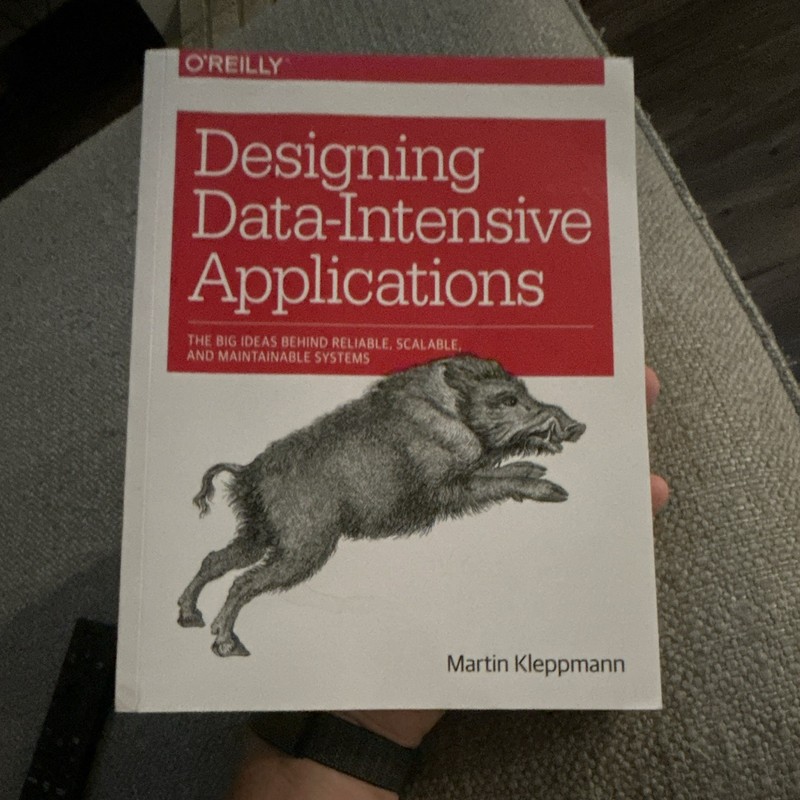 O’Reilly Designing Data-Intensive Applications Martin Kleppmann Paperback