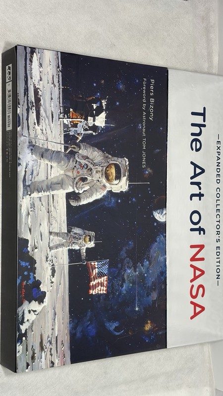 The Art of NASA: The Illustrations That Sold the Missions, Collector’s Edition
