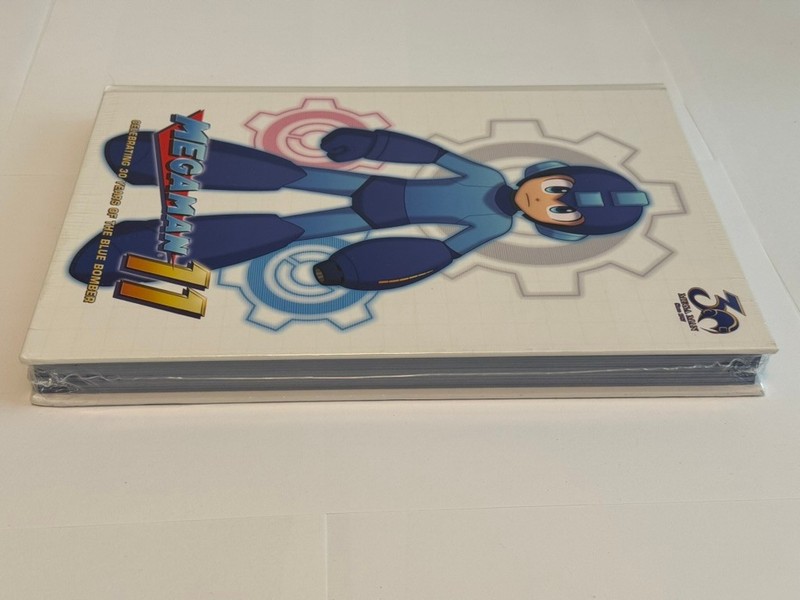 NEW Mega Man 11 Collector's Edition Guide by Prima Games FREE SHIP gallery